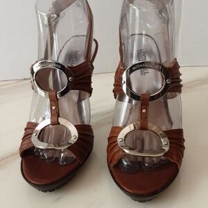 MICHAEL KORS DOUBLE RING HEELED SANDALS SZ 7M